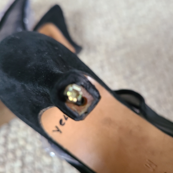 9 vintage heels, sheet and black suede, 3" heel, Italy, Saks Fifth Avenue - Picture 4 of 9